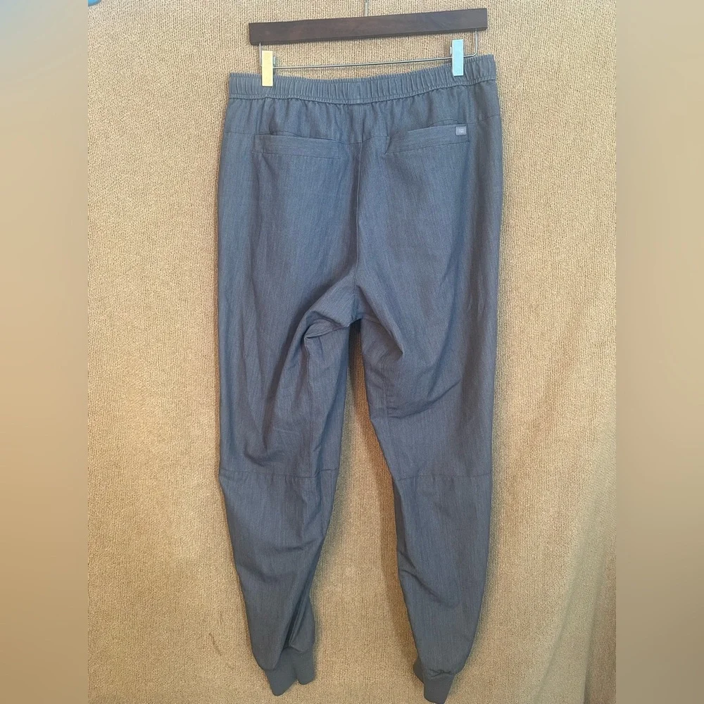 Men’s Figs Tansen Jogger Scrub Pant size Large